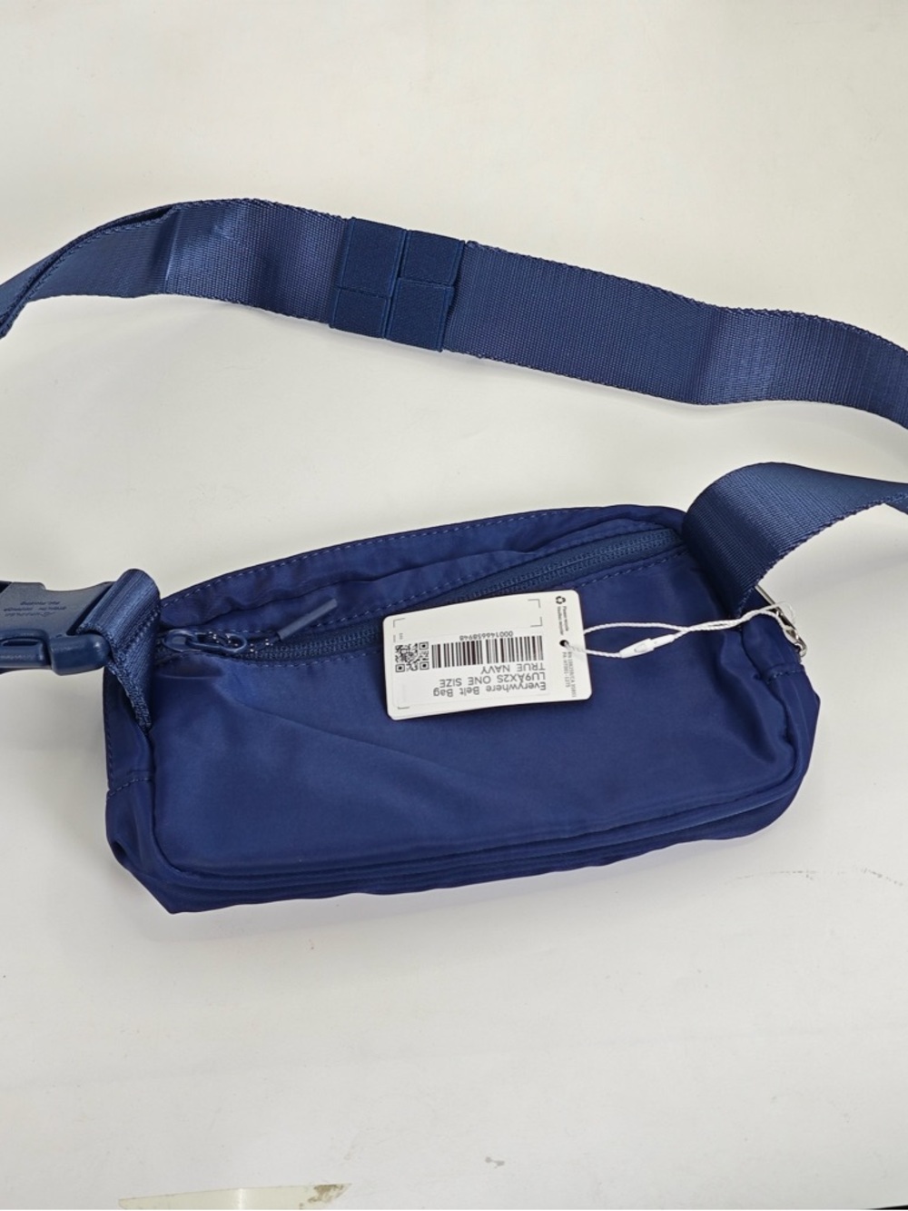 lululemon athletica Deep Blue Crossbody Belt Bag - Picture 5 of 5